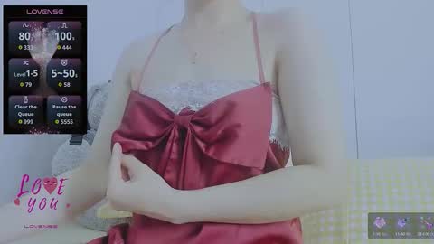 Snapshot of _joly_ chatting on October 15, 7:32 am Joly online show from October 15, 7:32 am