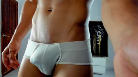 justin online show from March 26, 4:18 am