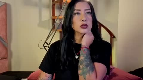 kelly online show from June 19, 1:06 pm