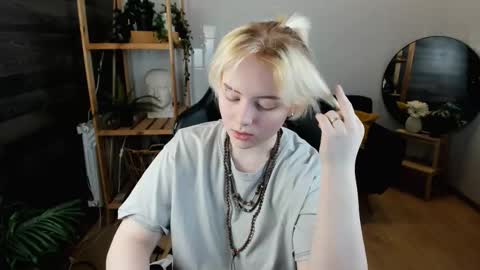 Li online show from January 16, 2:15 pm