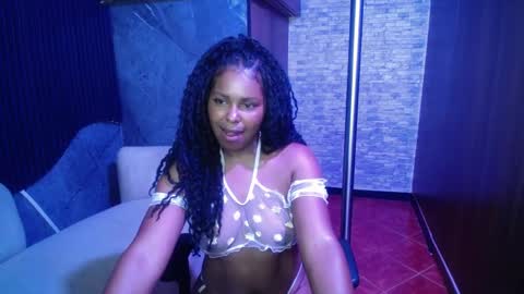 _kristen_1_ online show from May 11, 4:04 pm