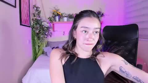 Kylie online show from June 27, 7:09 pm