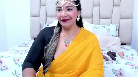Snapshot of _lakshmi_hotx chatting on September 10, 7:37 pm NAILHA SAJANI online show from September 10, 7:37 pm