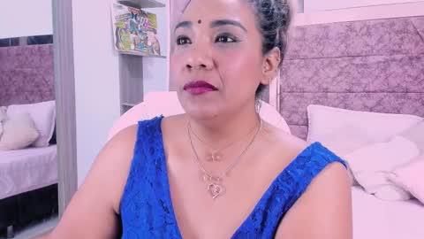 Snapshot of _lakshmi_hotx chatting on February 10, 3:32 pm NAILHA SAJANI online show from February 10, 3:32 pm
