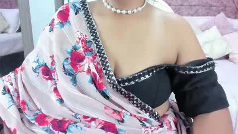 Snapshot of _lakshmi_hotx chatting on February 26, 11:43 am NAILHA SAJANI online show from February 26, 11:43 am
