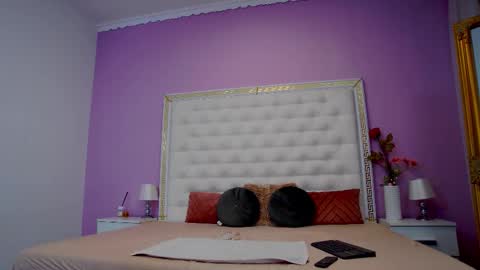 Lena Paul online show from September 15, 4:03 am