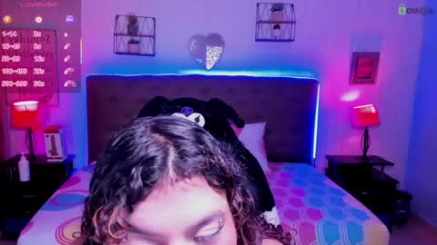 Liily online show from March 11, 1:01 pm