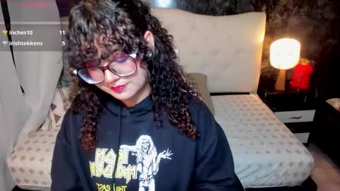 Liily online show from February 7, 4:21 pm