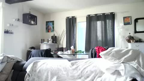 _little_blake online show from February 2, 9:05 am