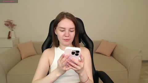  My name is lina Lush is activePrivate is Open online show from April 4, 6:26 pm
