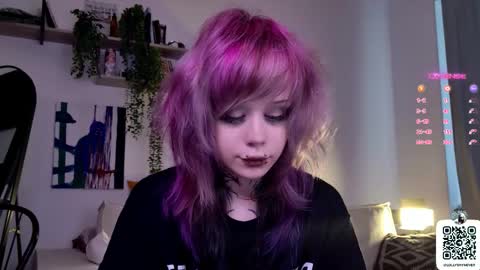 Snapshot of _lollyshy_ chatting on October 1, 10:36 am Lolly online show from October 1, 10:36 am