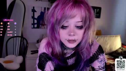 Snapshot of _lollyshy_ chatting on October 9, 11:26 am Lolly online show from October 9, 11:26 am