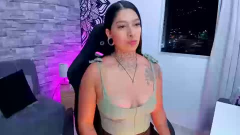  Laura  Independent Model  online show from September 27, 11:57 pm