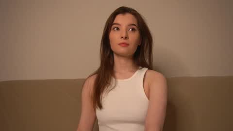 Snapshot of _lovelyen chatting on January 2, 4:09 am Alice online show from January 2, 4:09 am