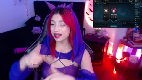 Queen.  Help me reach 100 thumbs up  online show from February 5, 9:29 pm