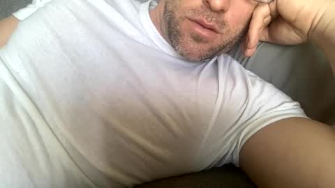 _lululeo_ online show from April 19, 7:49 pm