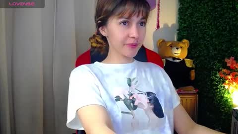 _luna10 online show from April 13, 6:56 pm