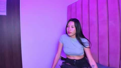 _luna_candy online show from February 19, 8:30 pm