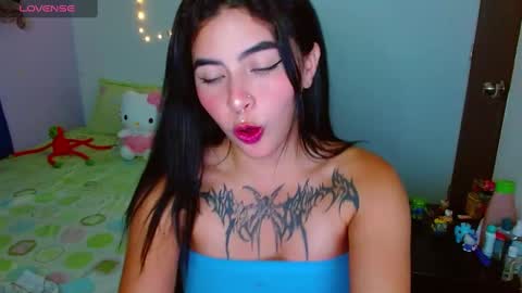 luna torres online show from March 1, 12:17 am