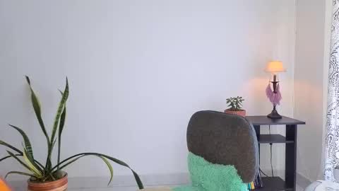 _lunablondie_ online show from March 31, 2:39 pm