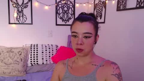 Snapshot of _marcela_wi chatting on March 9, 7:37 pm Marce  online show from March 9, 7:37 pm