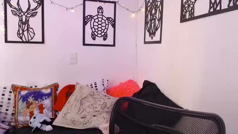 Snapshot of _marcela_wi chatting on December 21, 3:53 pm Marce  online show from December 21, 3:53 pm