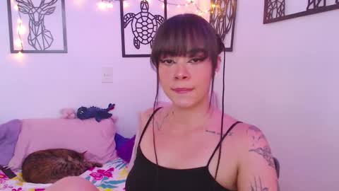 Snapshot of _marcela_wi chatting on February 18, 7:41 pm Marce  online show from February 18, 7:41 pm