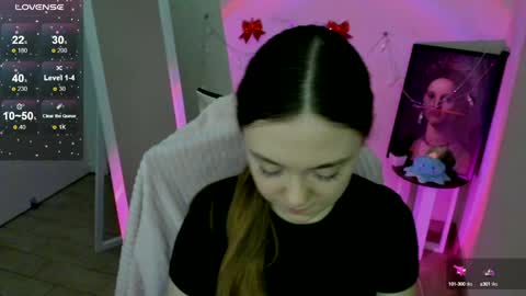 Snapshot of _margoqueen_ chatting on February 6, 3:41 pm Margo online show from February 6, 3:41 pm