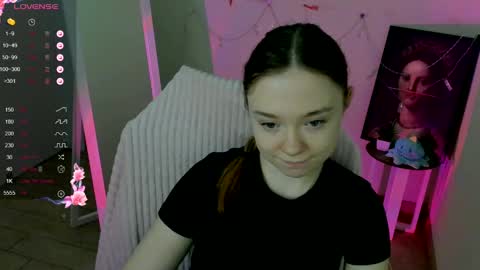 Snapshot of _margoqueen_ chatting on February 11, 10:36 am Margo online show from February 11, 10:36 am