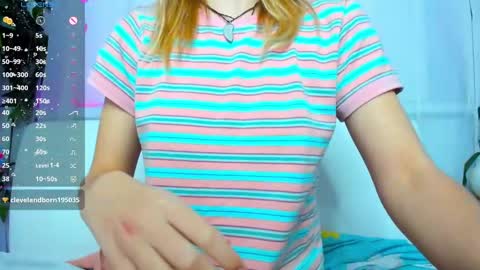 Snapshot of _mari_so chatting on February 21, 5:24 am Scarlett online show from February 21, 5:24 am