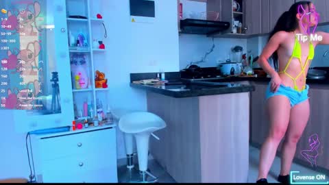 Maria Angel online show from September 11, 6:20 pm