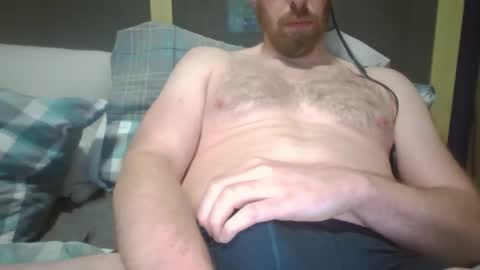 _maverick1985_ online show from April 18, 9:48 pm