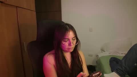 max and abby online show from May 23, 1:56 am