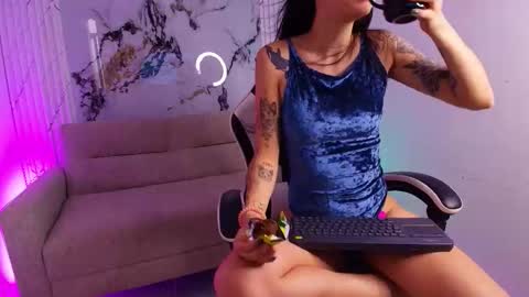 Snapshot of _megganjobs chatting on September 12, 8:00 pm Juli online show from September 12, 8:00 pm