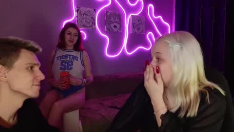 Mia Mason online show from March 11, 3:23 pm