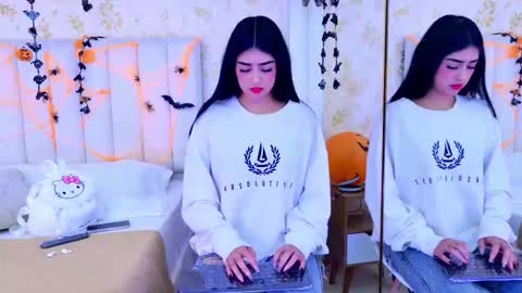 Mia Monroe online show from October 22, 2:59 am