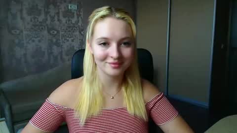 Melanie online show from February 3, 12:42 pm