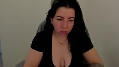 _miss_coco_ online show from November 9, 1:36 pm