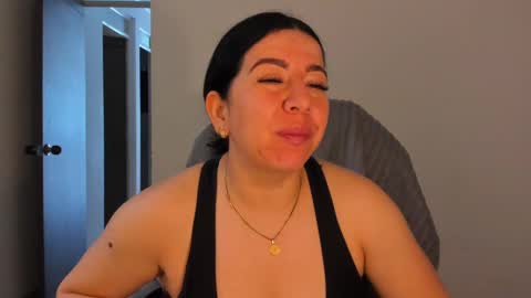 _miss_coco_ online show from September 23, 1:27 pm