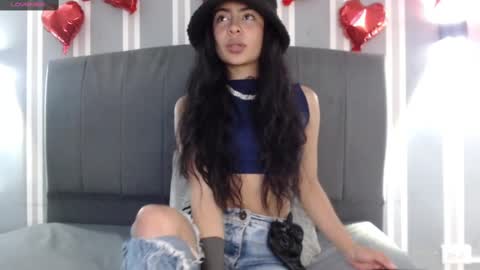 Molly online show from February 17, 3:55 pm