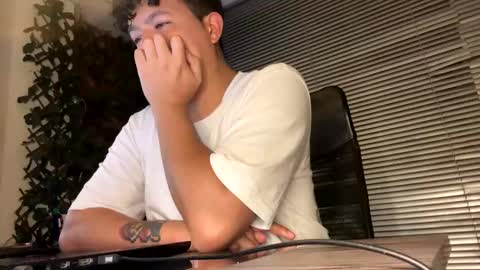 Snapshot of _mr_panda_ chatting on December 5, 4:59 am Panda online show from December 5, 4:59 am