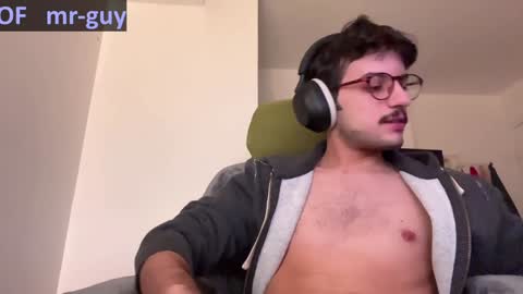 _mrguy_ online show from December 20, 6:50 am