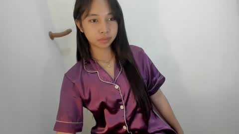 Nicole online show from May 22, 10:44 am