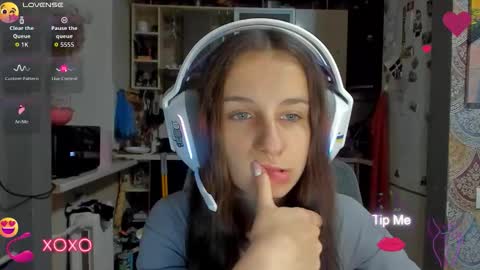 Snapshot of _nika_kik chatting on October 14, 7:17 pm Nika online show from October 14, 7:17 pm