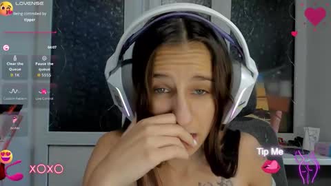 Snapshot of _nika_kik chatting on October 17, 2:54 pm Nika online show from October 17, 2:54 pm