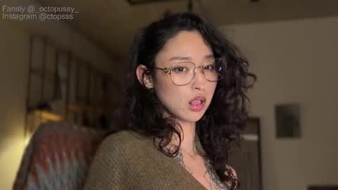 Mikayla online show from February 6, 7:27 pm