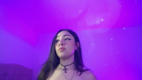 Paris online show from April 11, 10:03 pm