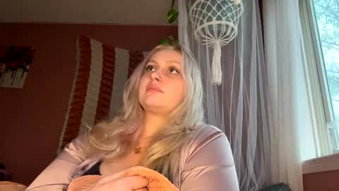 Snapshot of _peaceoutgirlscout_ chatting on October 28, 9:16 pm _peaceoutgirlscout_ online show from October 28, 9:16 pm