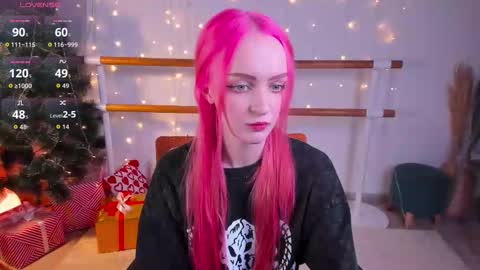 Maisie online show from January 14, 11:02 pm