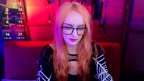 Maisie online show from November 16, 10:45 pm